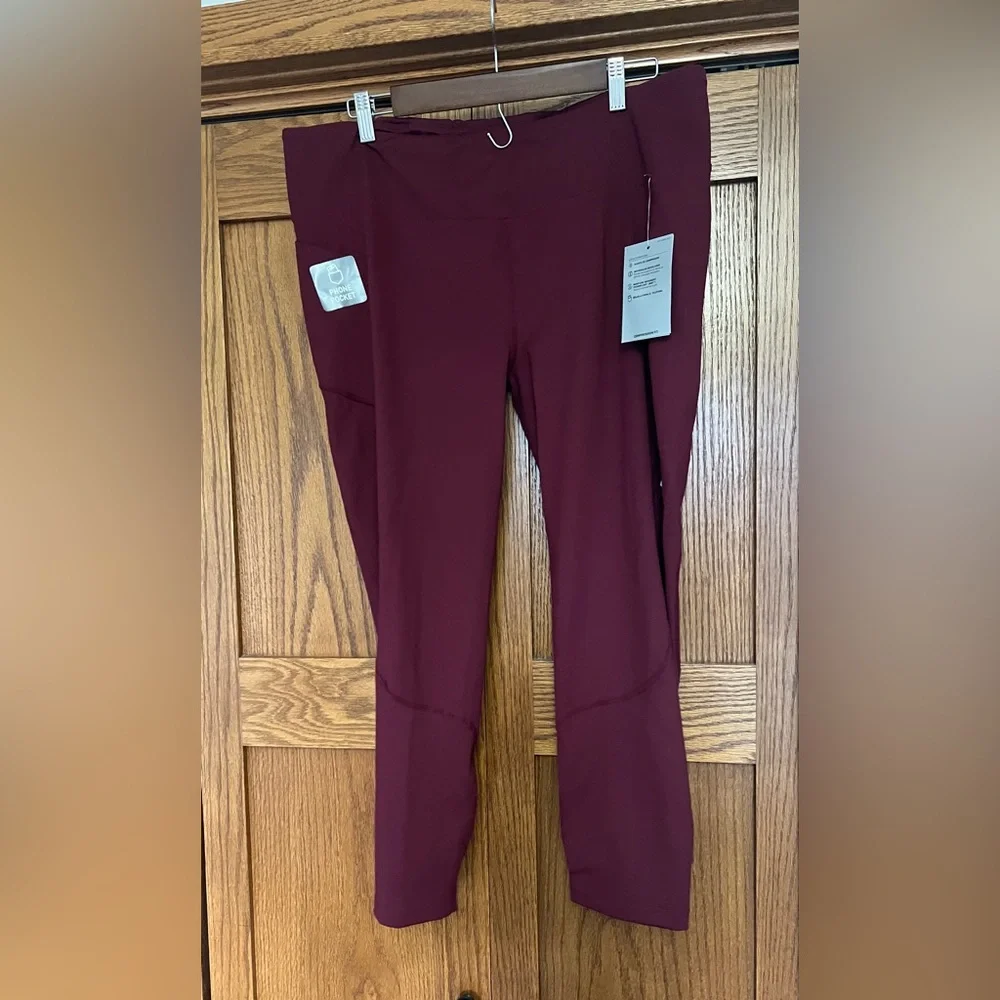 Ariat Maroon Compression Leggings - Picture 1 of 5